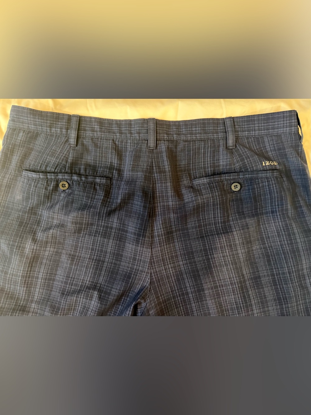 IZOD Men's Charcoal Plaid Flat Front Shorts
